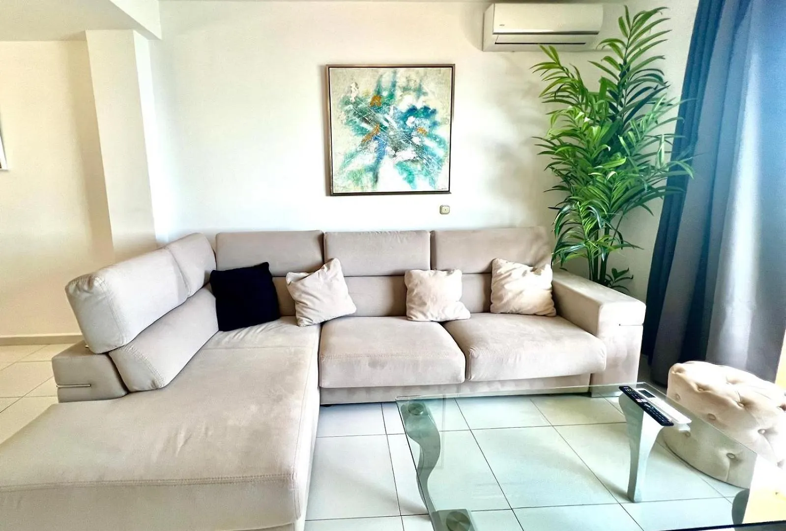 Large Deluxe Front Sea View Apartment Benalbeach Benalmadena
