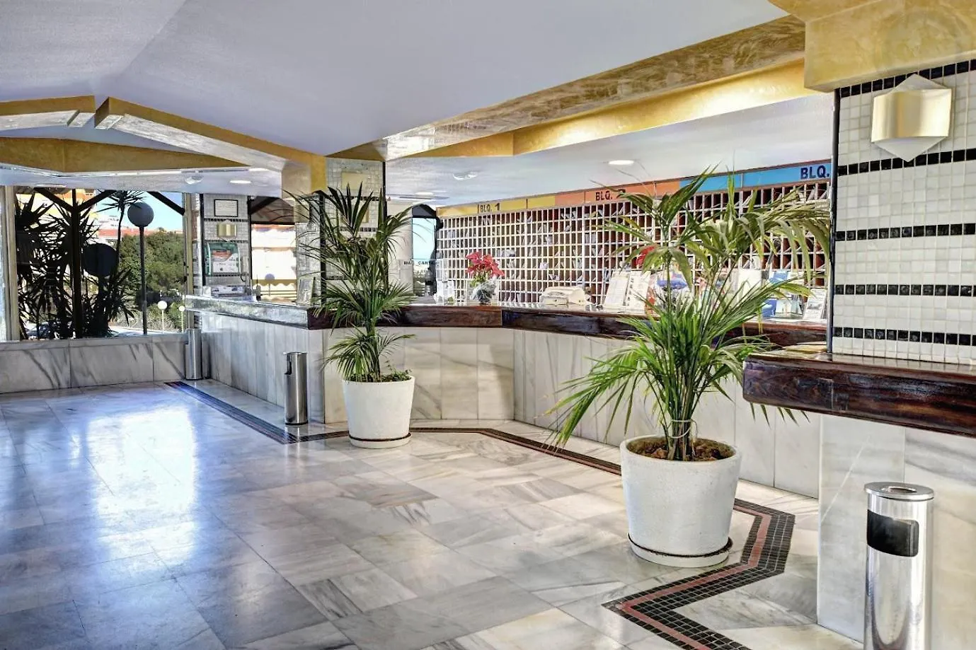 Large Deluxe Front Sea View Apartment Benalbeach Benalmadena