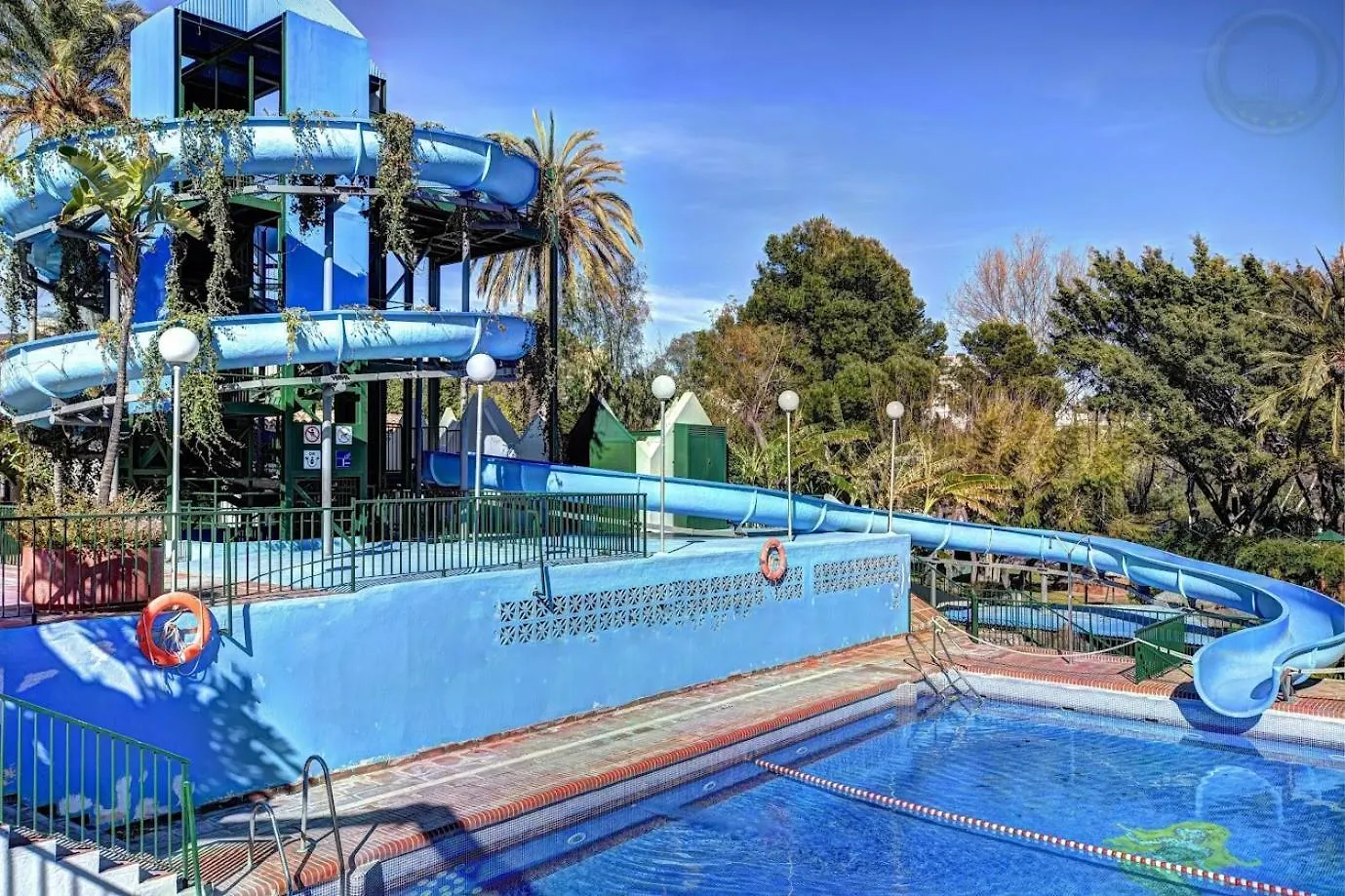 Large Deluxe Front Sea View Apartment Benalbeach Benalmadena Spain