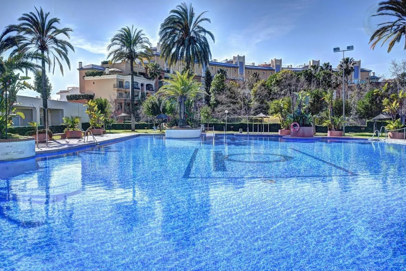 Large Deluxe Front Sea View Apartment Benalbeach Benalmadena