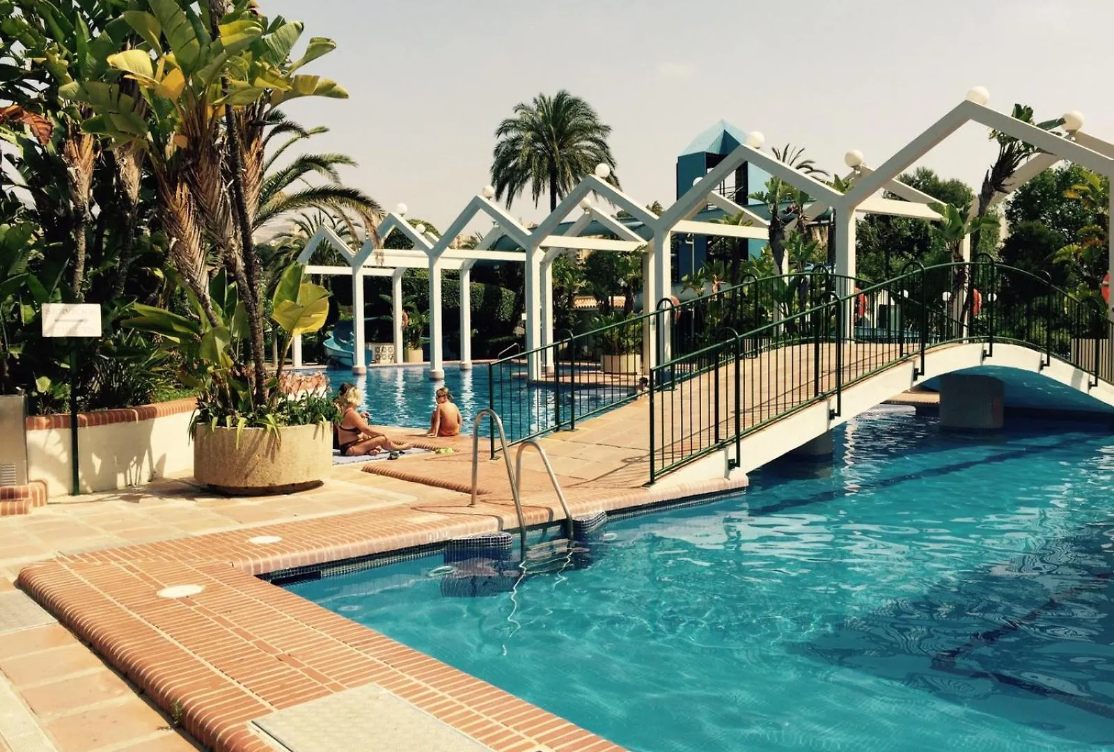 Large Deluxe Front Sea View Apartment Benalbeach Benalmadena
